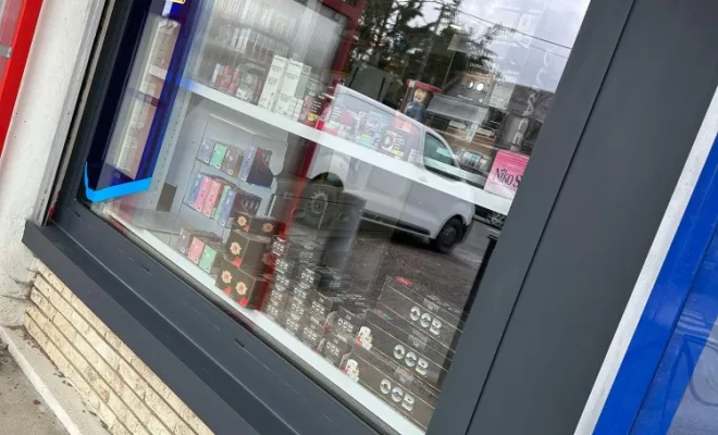 Nettoyage vitre pour un Bar à Argenlieu., Beauvais, Matt Clean’ Car